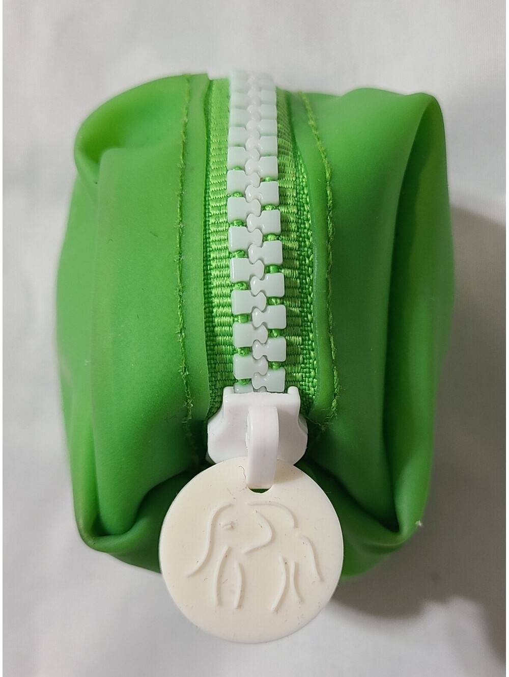 Drunk Elephant Travel Size Case Size 2.5"×2.5" Green Portable Mini Storage Pouch